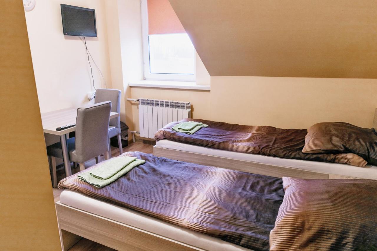 Bed and Breakfast Karczma-Koszwice Экстерьер фото